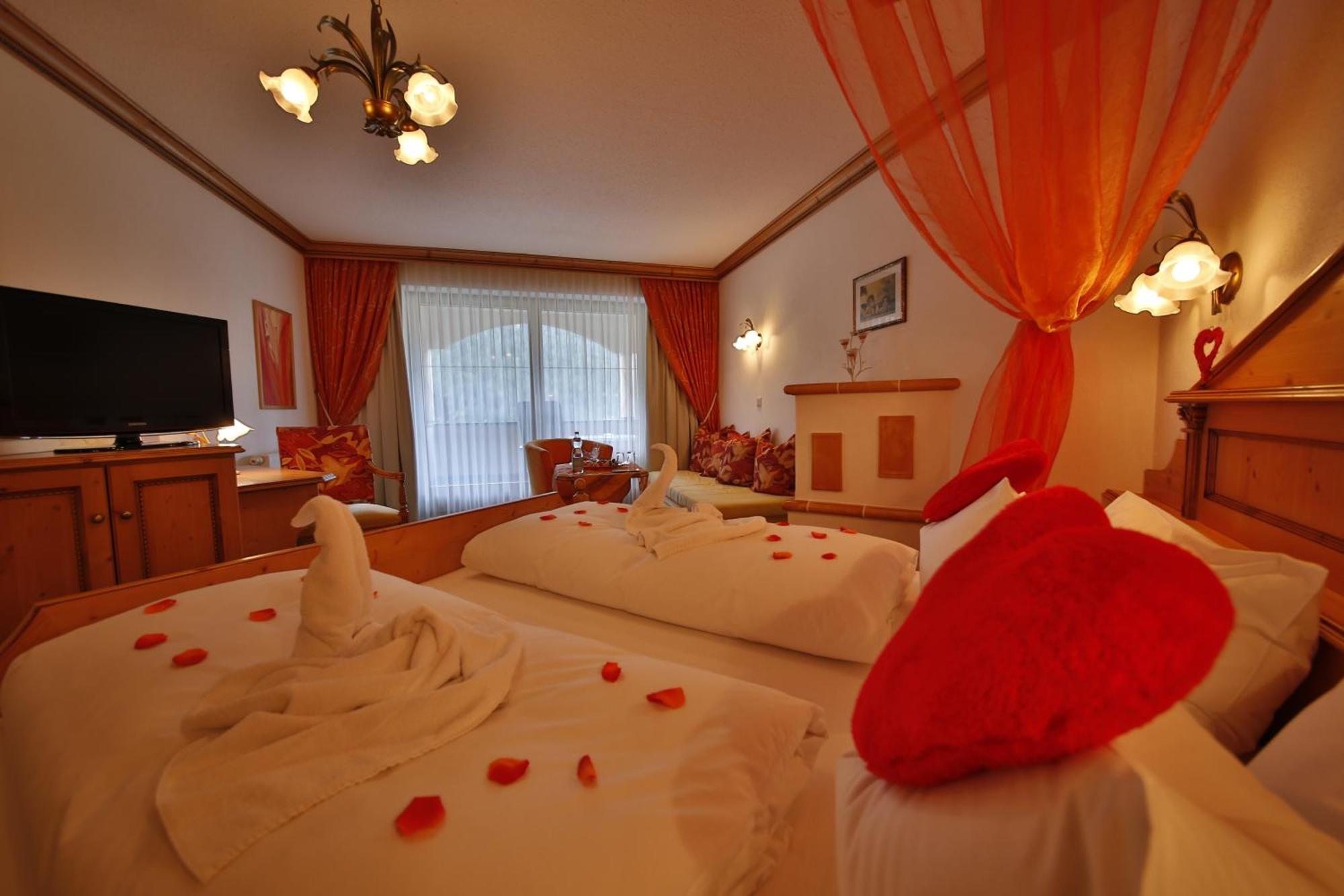 Romantik Resort & Spa Der Laterndl Hof Хальдензе Номер фото